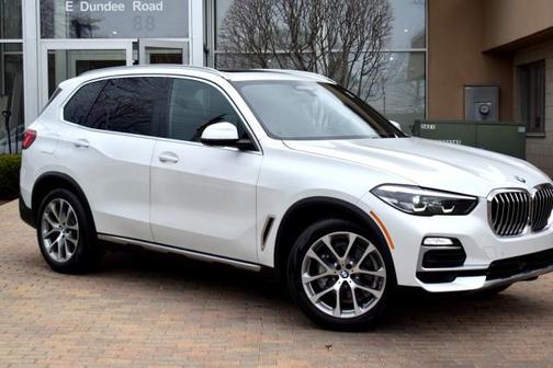 Mineral White Metallic 2019 BMW X5 xDrive40i