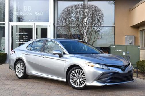 2018 Toyota Camry Hybrid XLE