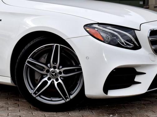 2017 Mercedes-Benz E-Class 4MATIC