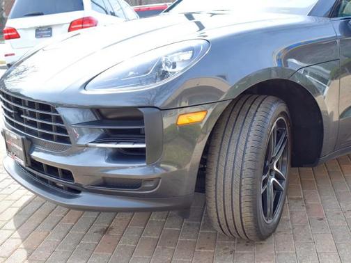 2020 Porsche Macan S