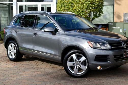 2013 Volkswagen Touareg TDI Lux