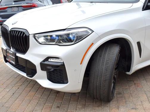 Mineral White Metallic 2020 BMW X5 xDrive40i