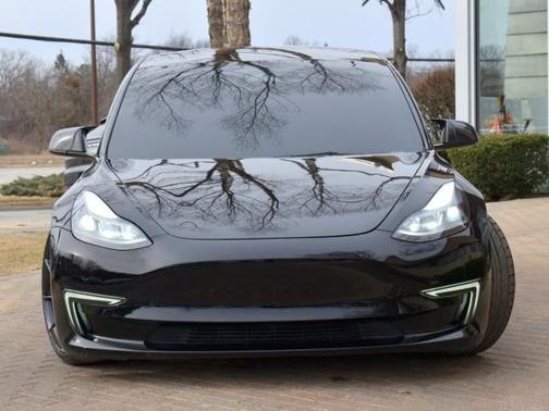 2023 Tesla Model 3 Standard Range