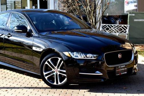 2019 Jaguar XE 25t R-Sport