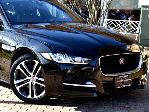 2019 Jaguar XE 25t R-Sport