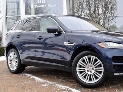 2019 Jaguar F-PACE 30t Portfolio