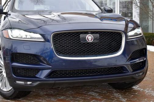 2019 Jaguar F-PACE 30t Portfolio