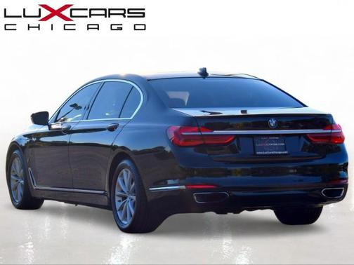 Black Sapphire Metallic 2018 BMW 740e xDrive iPerformance