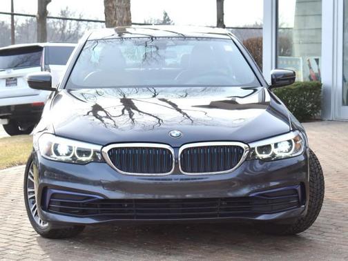 2019 BMW 530e xDrive iPerformance