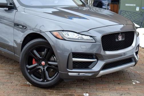 2018 Jaguar F-PACE 25t R-Sport