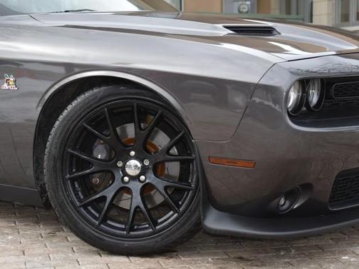 2016 Dodge Challenger R/T Scat Pack