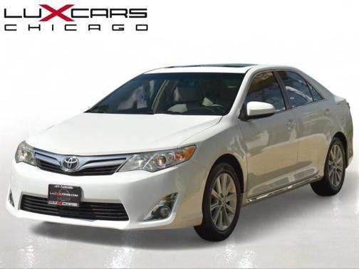 Super White 2012 Toyota Camry XLE
