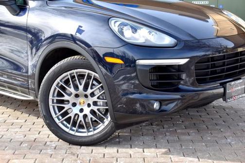 2017 Porsche Cayenne S