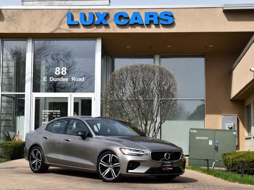 Pebble Grey Metallic 2019 Volvo S60 T6 R-Design