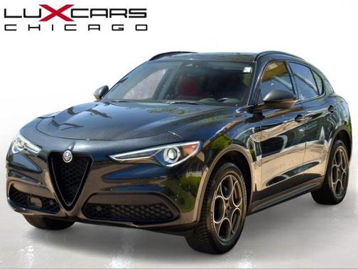 Vulcano Black Metallic 2021 Alfa Romeo Stelvio Base