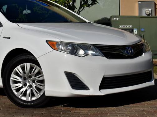 2012 Toyota Camry Hybrid LE
