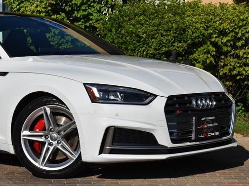 Photo 4 of 32 of 2019 Audi S5 3.0T Premium