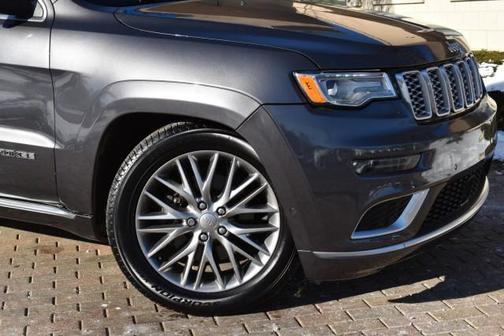 2018 Jeep Grand Cherokee Summit