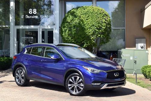 2018 INFINITI QX30 Premium