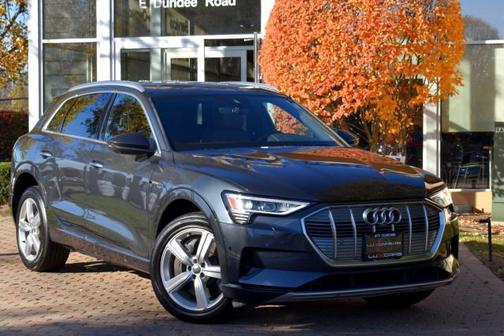 2019 Audi e-tron Premium Plus