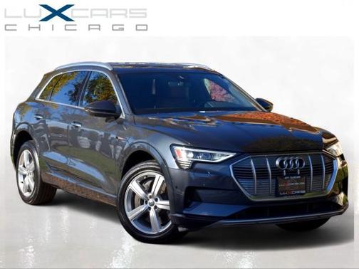 Manhattan Gray Metallic 2019 Audi e-tron Premium Plus