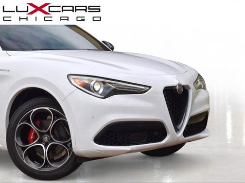 Alfa White 2022 Alfa Romeo Stelvio Ti