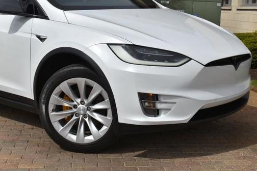 2018 Tesla Model X 75D