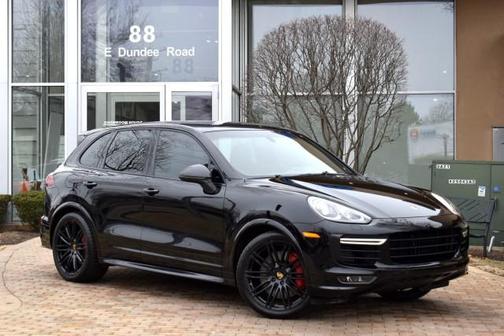 2016 Porsche Cayenne GTS