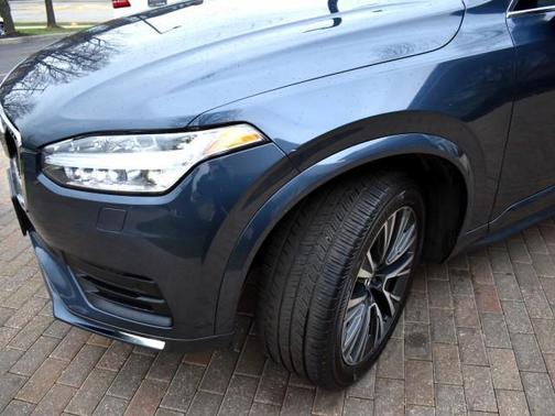 Denim Blue Metallic 2021 Volvo XC90 T5 Momentum