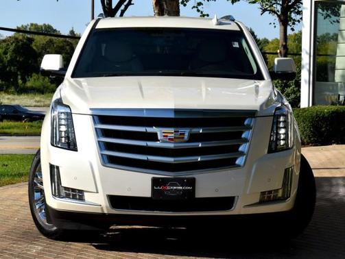 2015 Cadillac Escalade Standard