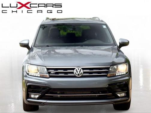 Platinum Gray Metallic 2019 Volkswagen Tiguan 2.0T SEL R-Line 4MOTION