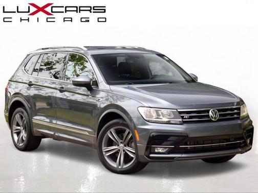 Platinum Gray Metallic 2019 Volkswagen Tiguan 2.0T SEL R-Line 4MOTION