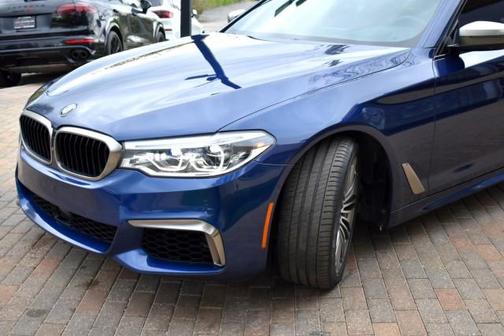 Mediterranean Blue Metallic 2018 BMW M550 i Xdrive
