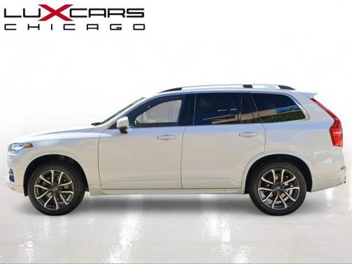 Ice White 2018 Volvo XC90 T5 Momentum