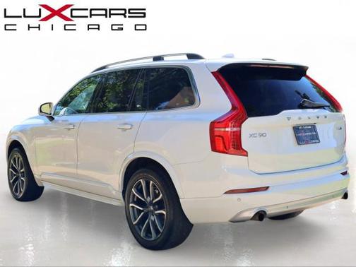 Ice White 2018 Volvo XC90 T5 Momentum