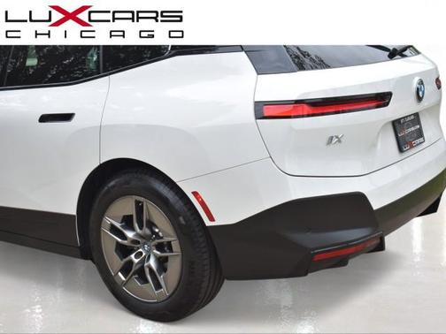 Alpine White 2022 BMW iX xDrive50