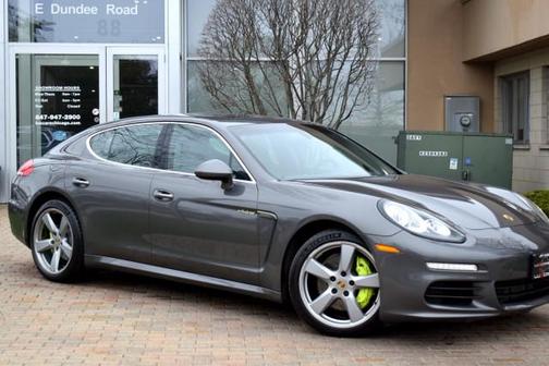 2015 Porsche Panamera 4