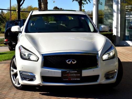 2017 INFINITI Q70L 3.7X
