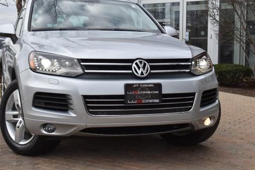 2012 Volkswagen Touareg VR6 Lux