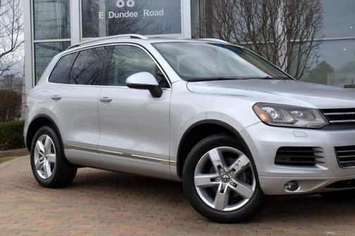 2012 Volkswagen Touareg VR6 Lux