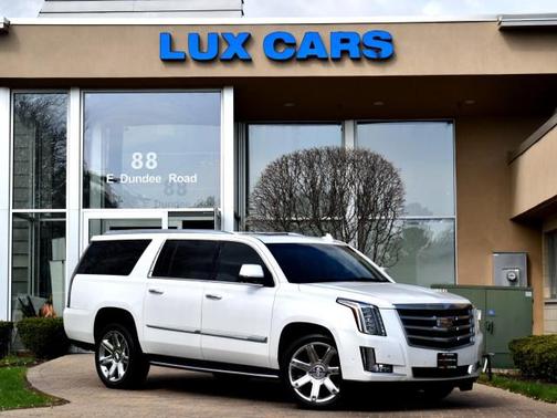 Crystal White Tricoat 2020 Cadillac Escalade ESV Luxury
