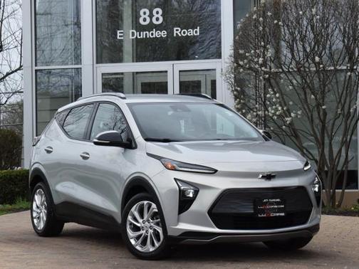 Silver Flare Metallic 2023 Chevrolet Bolt EUV FWD LT