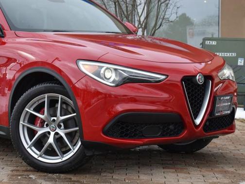 2018 Alfa Romeo Stelvio Ti Sport
