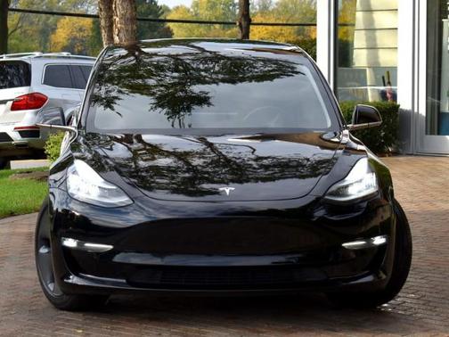 2019 Tesla Model 3 Standard Range