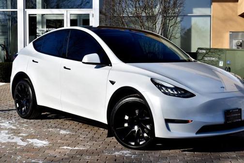 2023 Tesla Model Y Long Range Dual Motor All-Wheel Drive