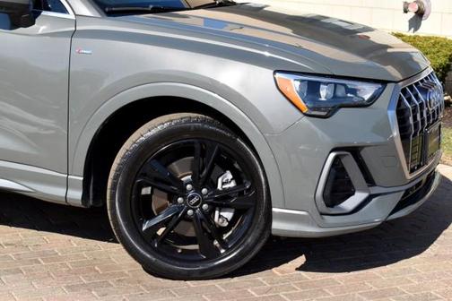 2020 Audi Q3 45 S line Premium