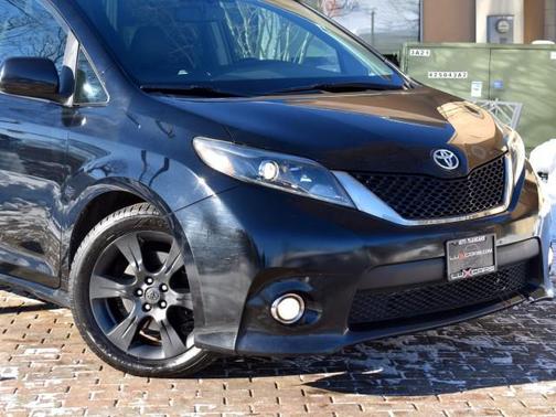 2015 Toyota Sienna SE Premium