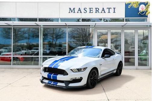 Oxford White 2017 Ford Shelby GT350 Base