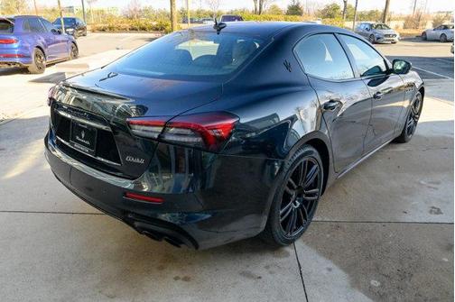 2022 Maserati Ghibli Modena Q4