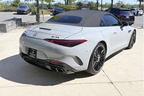 2022 Mercedes-Benz AMG SL 63 Base